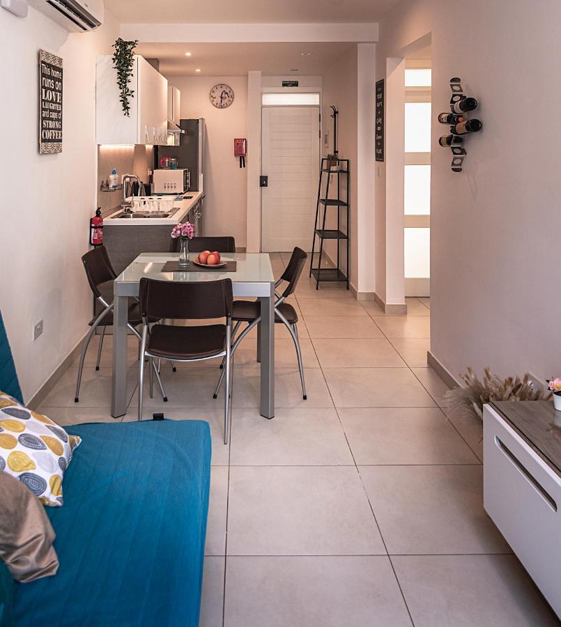 Modern Comfort - 2Br Apartment Center Of St Julians & Paceville Saint Julian's 外观 照片